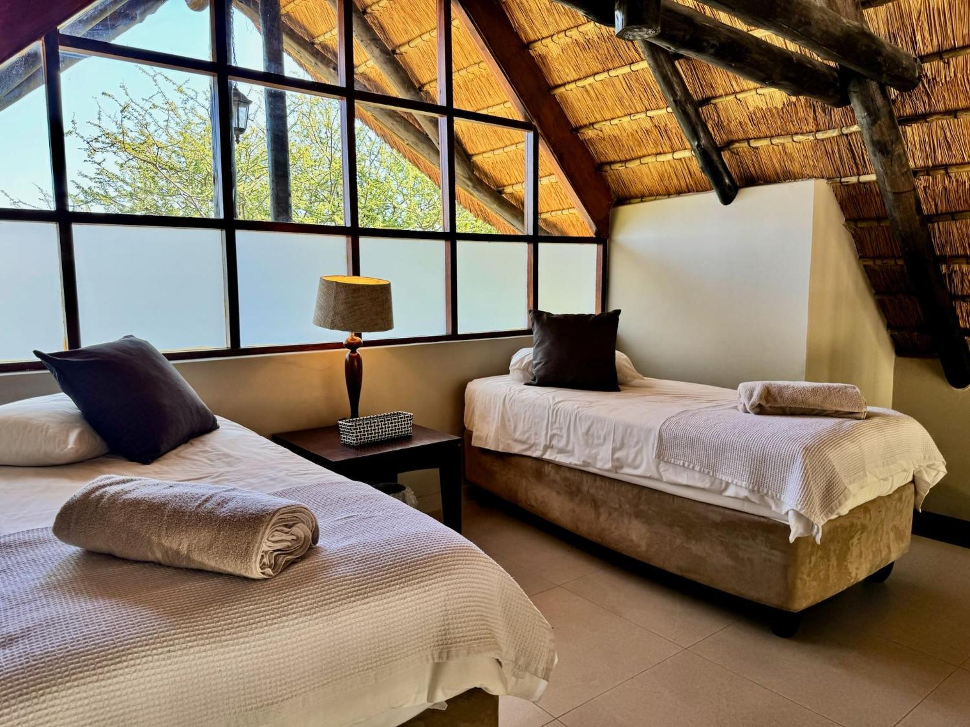 Pangolin Game Lodge - Self Catering, Incl 2 Game Drives Per Day Matlhagame المظهر الخارجي الصورة