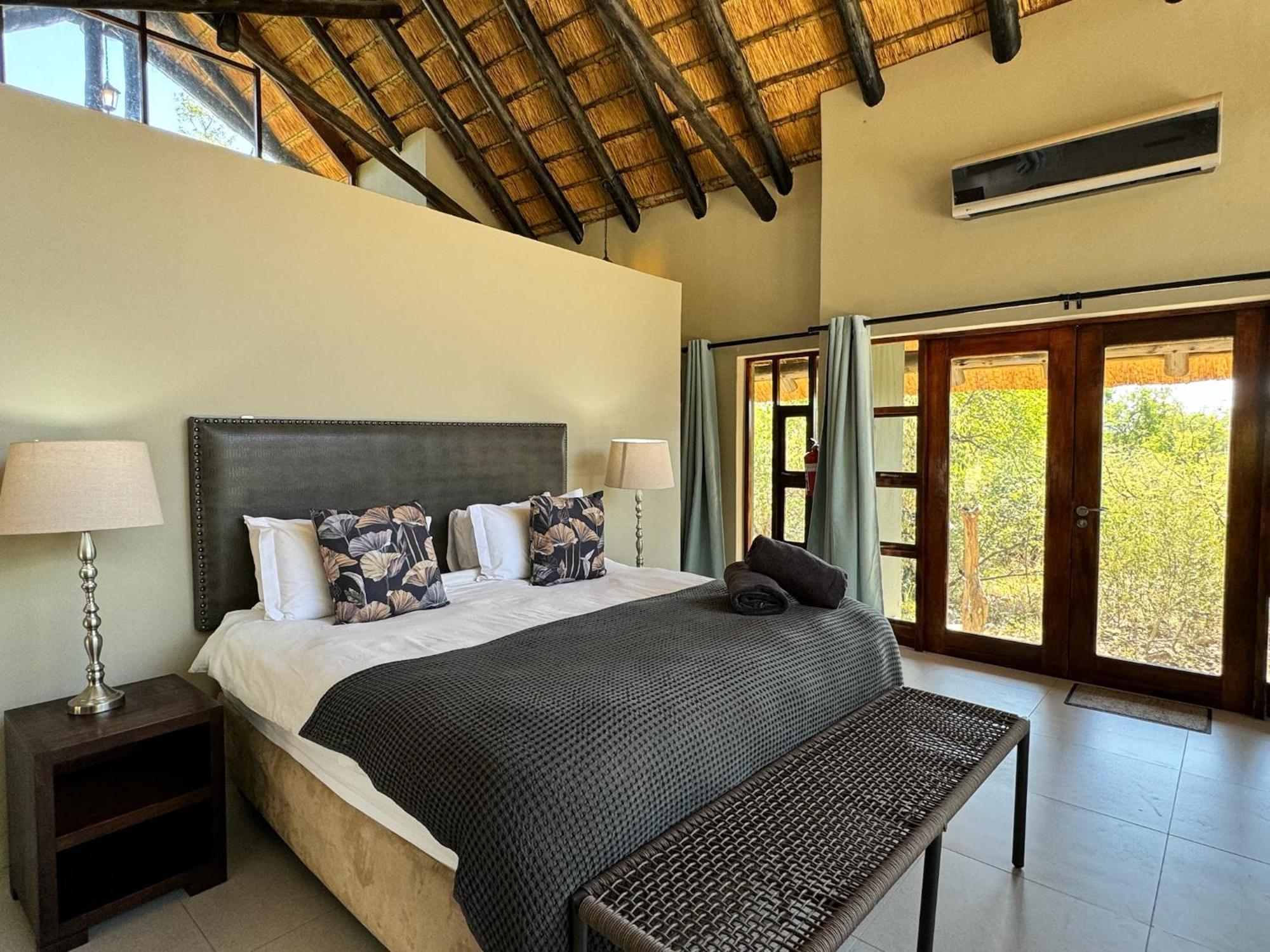 Pangolin Game Lodge - Self Catering, Incl 2 Game Drives Per Day Matlhagame المظهر الخارجي الصورة
